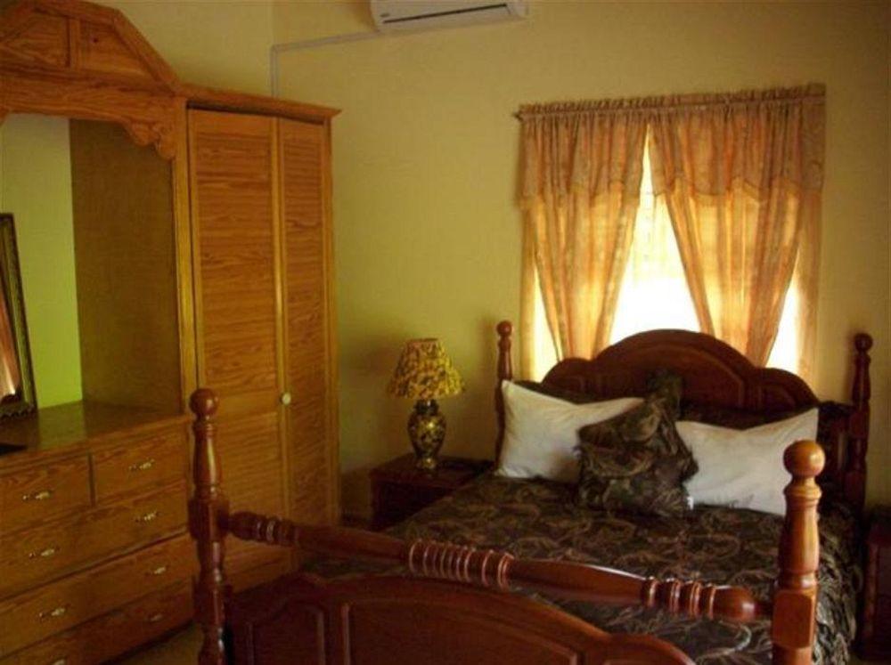 Rich View Hotel Kingstown Ngoại thất bức ảnh