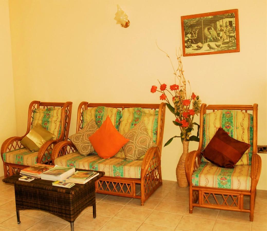 Rich View Hotel Kingstown Ngoại thất bức ảnh